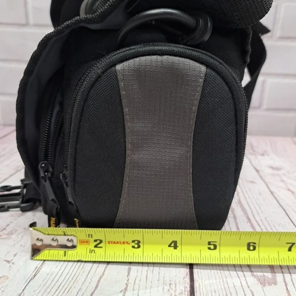 Samsonite Padded Camera Bag Side Compartments